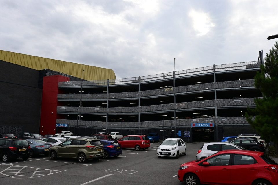 Garaža u zgradi, Niš, Medijana, 14 m², uknjižena
