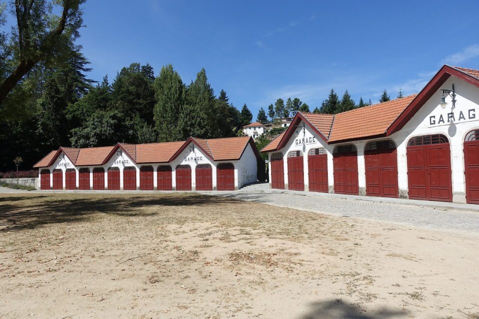 U zgradi, prizemlje, Novi Beograd, 11,76 m2, nivo PR