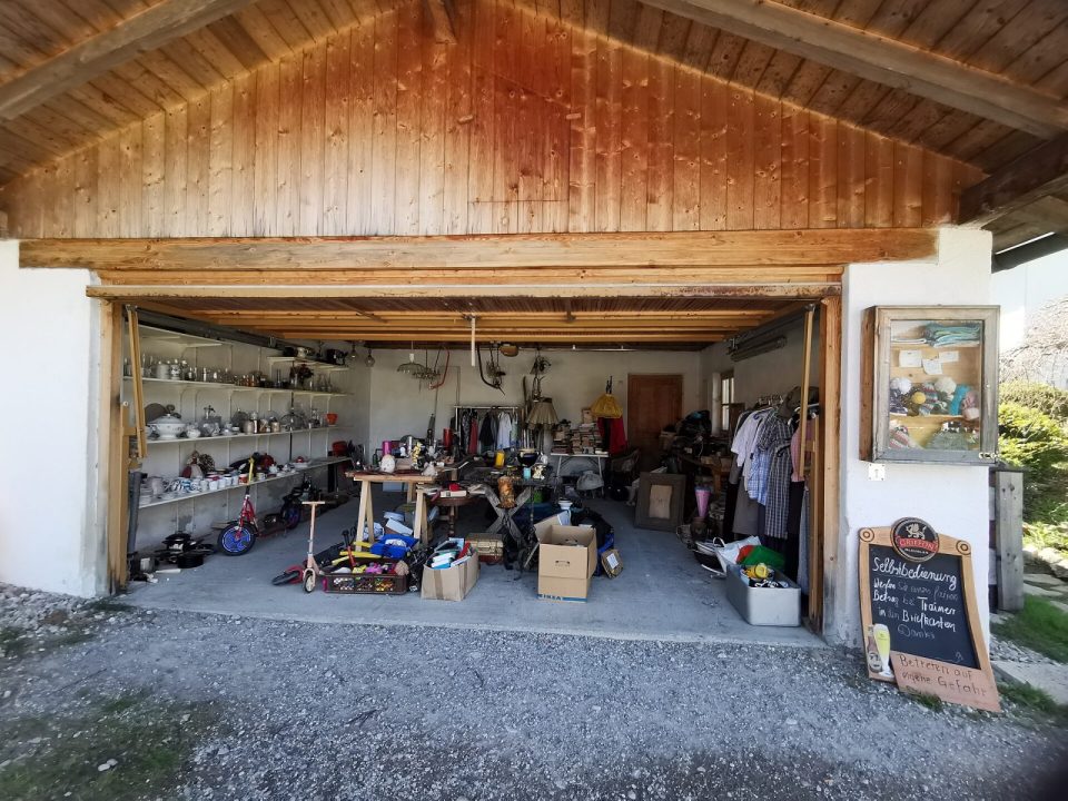 U zgradi, prizemlje, Voždovac, 12,55 m2, nivo PR