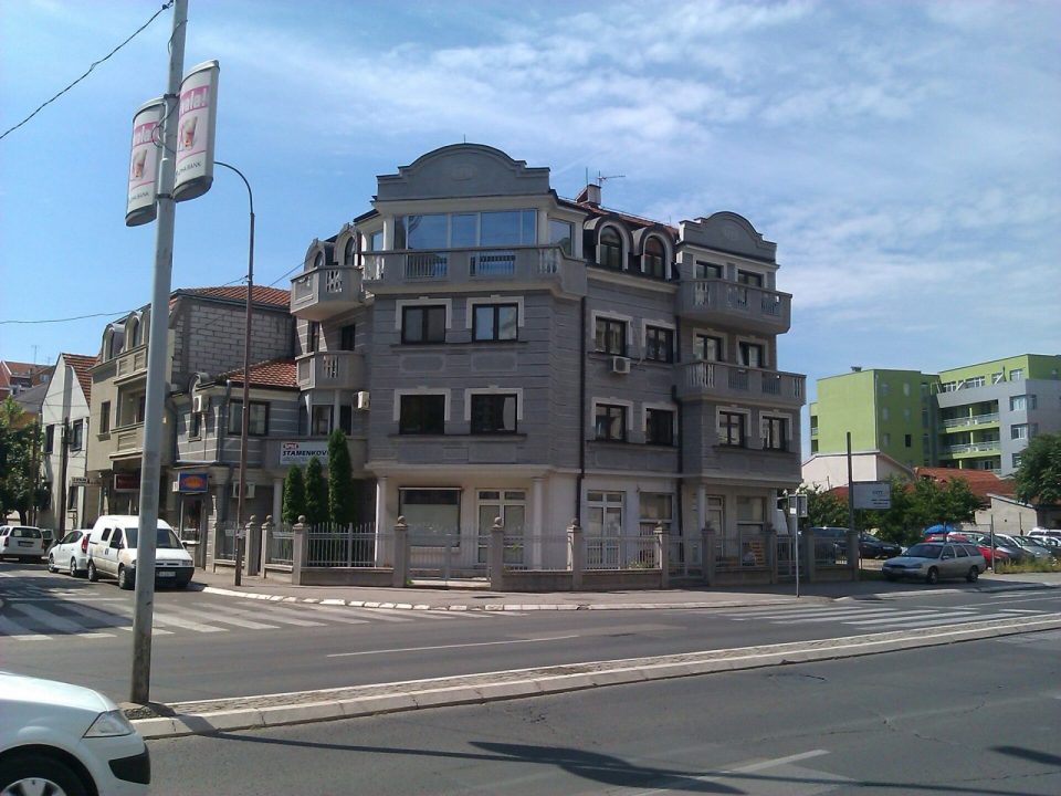 Samostalna garaža, Centar, 19 m2, nivo PR